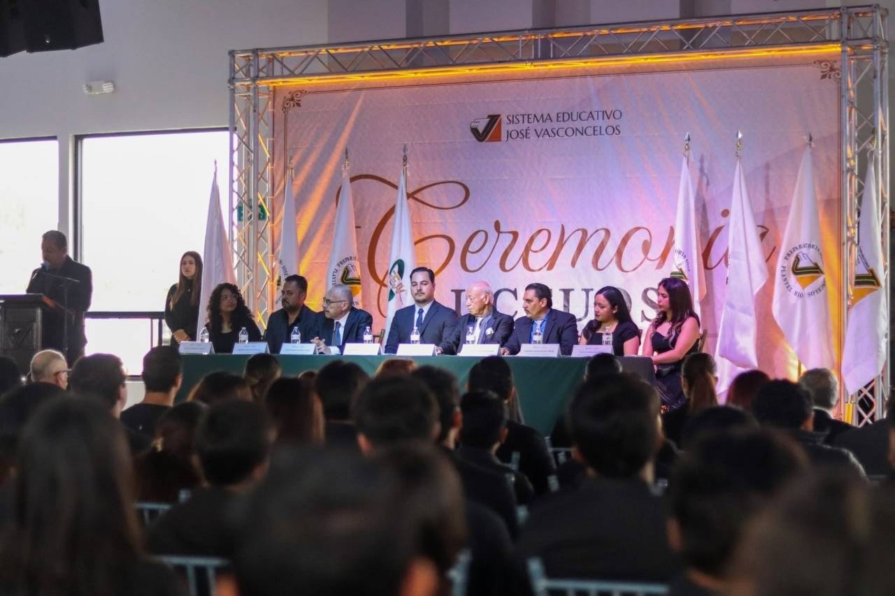 Ceremonia académica de la Universidad José Vasconcelos